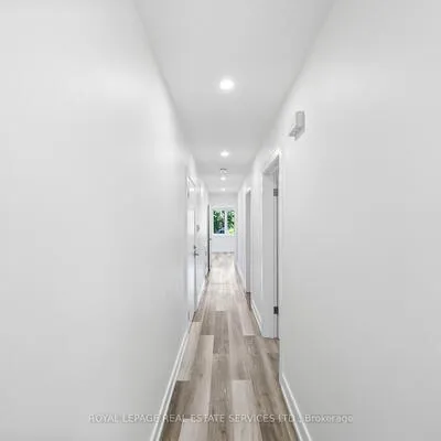 50,&nbsp;Arcadian, Long Branch, Toronto