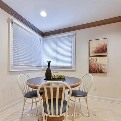 20, Widdicombe, Willowridge-Martingrove-Richview, Toronto