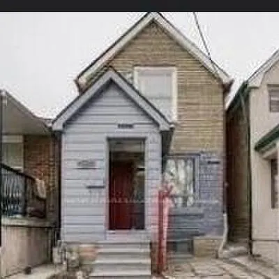 681,&nbsp;Jane, Rockcliffe-Smythe, Toronto