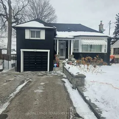 64,&nbsp;Pelmo, Humberlea-Pelmo Park W4, Toronto