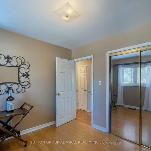Premium freehold home for sale: 41, Hamptonbrook, Willowridge-Martingrove-Richview, Toronto