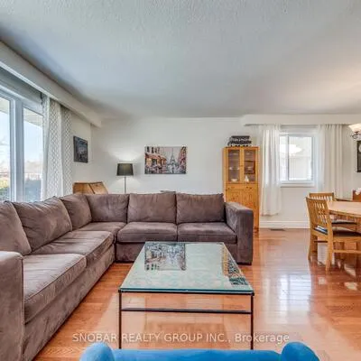 19,&nbsp;Powburn, Willowridge-Martingrove-Richview, Toronto