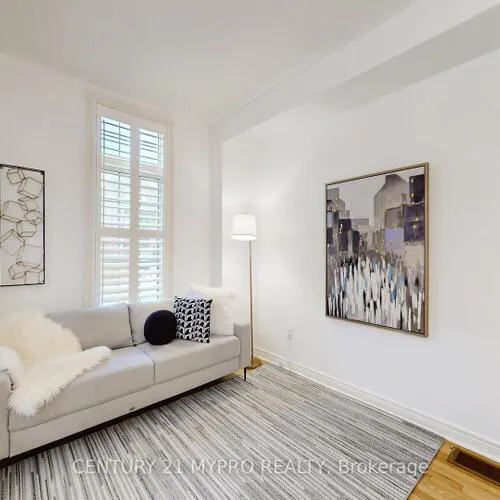 Premium freehold home for sale: 59, Fred Young, Downsview-Roding-CFB, Toronto