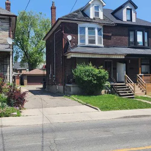 Premium freehold home for sale: 415, Symington, Weston-Pellam Park, Toronto