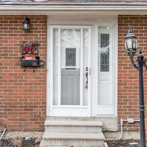 Premium freehold home for sale: 66, Avening, West Humber-Clairville, Toronto