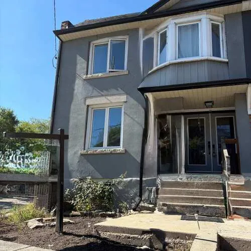 Premium freehold home for sale: 34, Mc Farland, Corso Italia-Davenport, Toronto