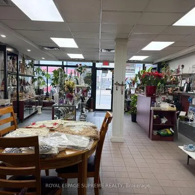 529,&nbsp;Rogers, Keelesdale-Eglinton West, Toronto