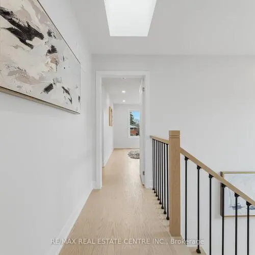 Premium freehold home for sale: 11, Bentley, Stonegate-Queensway, Toronto