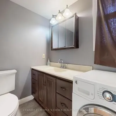 35,&nbsp;Westhumber, West Humber-Clairville, Toronto