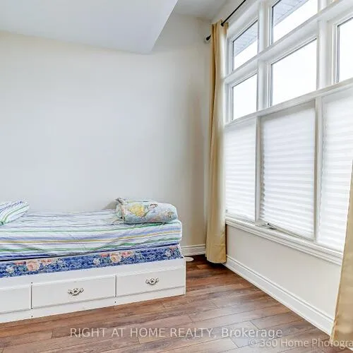 Premium freehold home for sale: 3014, Islington, Humber Summit, Toronto