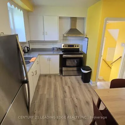 70,&nbsp;Westdale, Downsview-Roding-CFB, Toronto