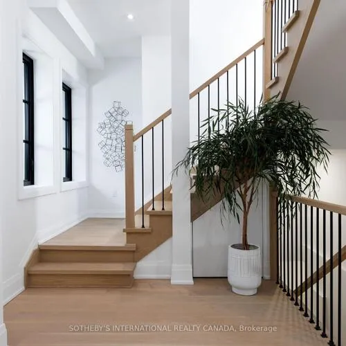 Premium freehold home for sale: 118, Warwood, Islington-City Centre West, Toronto