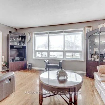 6,&nbsp;Monaco, Black Creek, Toronto