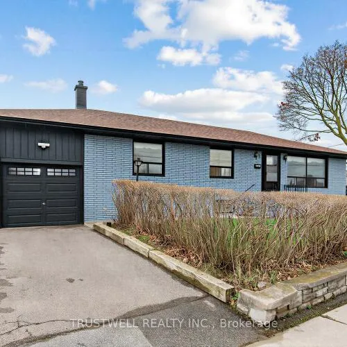 Premium freehold home for sale: 2, Del Ria, Maple Leaf, Toronto