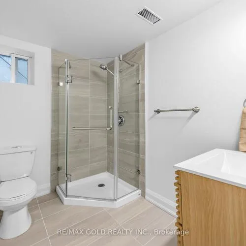 Premium freehold home for sale: 5, Crediton, Princess-Rosethorn, Toronto