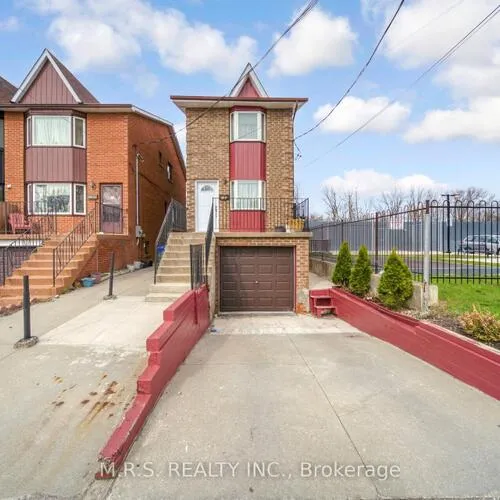 Premium freehold home for sale: 29A, South Station, Weston, Toronto