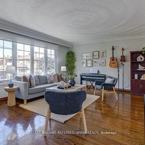 Premium freehold home for sale: 55, Tedder, Brookhaven-Amesbury, Toronto