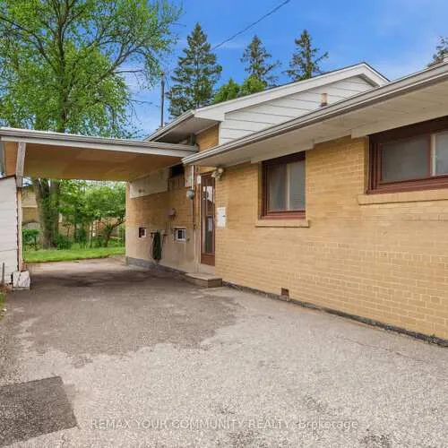 Premium freehold home for sale: 25, Fordwich, Rexdale-Kipling, Toronto