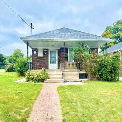 70,&nbsp;Beechborough, Beechborough-Greenbrook, Toronto
