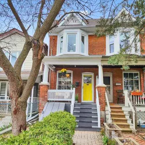 Premium freehold home for sale: 392, Westmoreland, Dovercourt-Wallace Emerson-Junction, Toronto