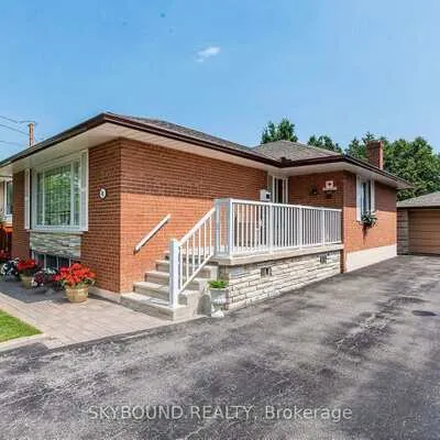 33,&nbsp;Bradstock, Humbermede, Toronto