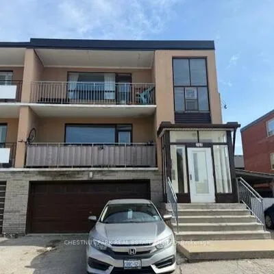 757,&nbsp;Lawrence, Yorkdale-Glen Park, Toronto