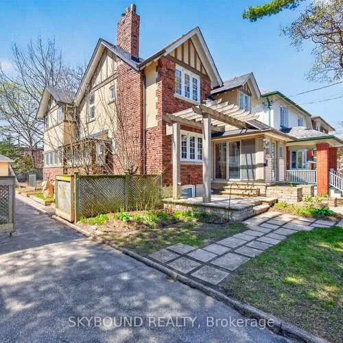 Premium freehold home for sale: 426, Armadale, Runnymede-Bloor West Village, Toronto
