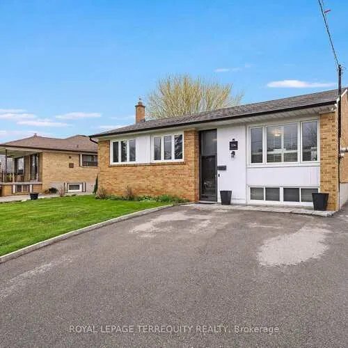 Premium freehold home for sale: 136, Strathburn, Humberlea-Pelmo Park W5, Toronto