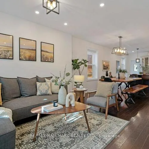 Premium freehold home for sale: 17, Criscoe, Rockcliffe-Smythe, Toronto