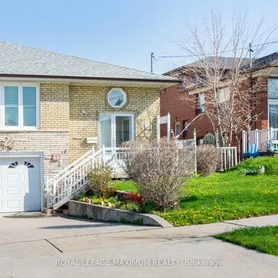 44,&nbsp;Fallingdale, York University Heights, Toronto