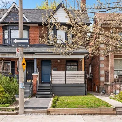 208,&nbsp;Emerson, Dovercourt-Wallace Emerson-Junction, Toronto