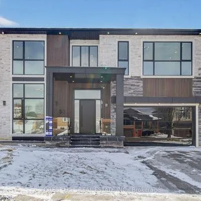 53,&nbsp;Celt, Yorkdale-Glen Park, Toronto