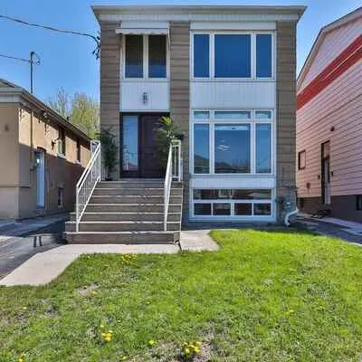 65,&nbsp;Branstone, Caledonia-Fairbank, Toronto