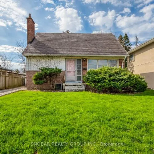 Premium freehold home for sale: 53, Lavington, Willowridge-Martingrove-Richview, Toronto
