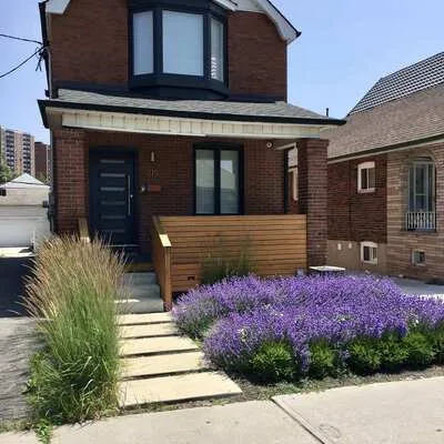 215,&nbsp;Ennerdale, Caledonia-Fairbank, Toronto