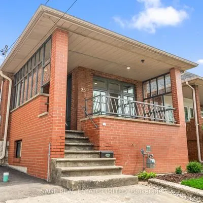 25,&nbsp;Chamberlain, Briar Hill-Belgravia, Toronto