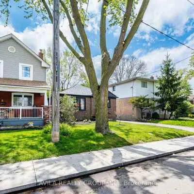 7,&nbsp;Edmund, Weston, Toronto