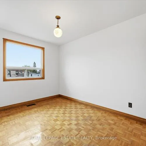 Premium freehold home for sale: 293, Harvie, Caledonia-Fairbank, Toronto