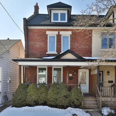 98,&nbsp;Fuller, Roncesvalles, Toronto