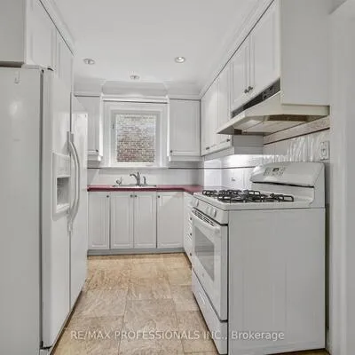 27,&nbsp;Nottingham, Edenbridge-Humber Valley, Toronto