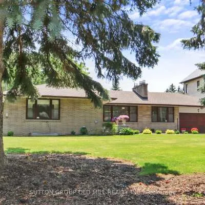 9,&nbsp;Westmount Park, Humber Heights, Toronto