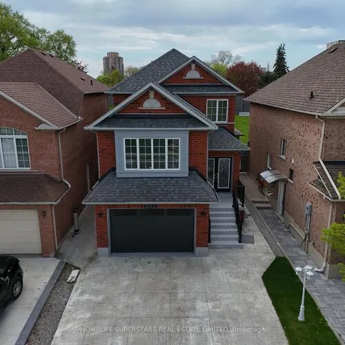 Premium freehold home for sale: 251, Queenslea, Humberlea-Pelmo Park W4, Toronto