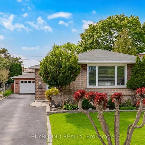 Premium freehold home for sale: 14, Monet, Etobicoke West Mall, Toronto