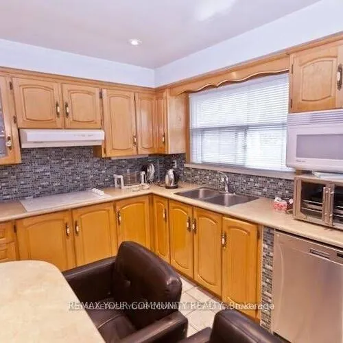 Premium freehold home for sale: 8, Stanwood, Humbermede, Toronto