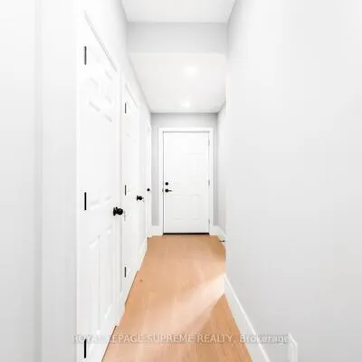 82,&nbsp;Pritchard, Rockcliffe-Smythe, Toronto