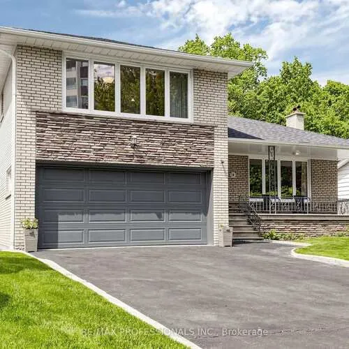 Premium freehold home for sale: 14, Widdicombe, Willowridge-Martingrove-Richview, Toronto