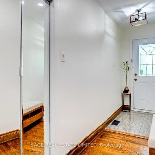 Premium freehold home for sale: 81, Decarie, Eringate-Centennial-West Deane, Toronto