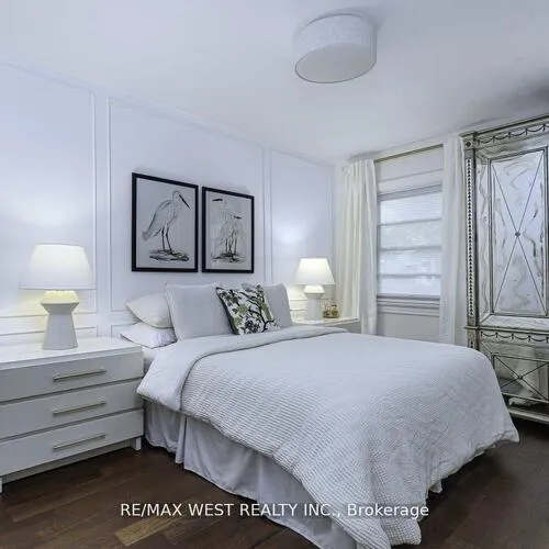Premium freehold home for sale: 12, Brentwood, Stonegate-Queensway, Toronto