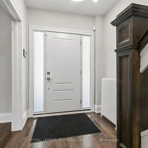 Premium freehold home for sale: 407, Annette, Runnymede-Bloor West Village, Toronto