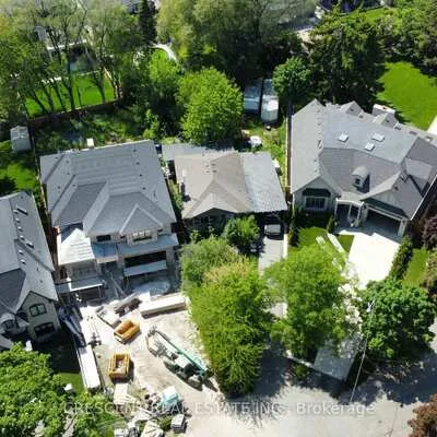 10,&nbsp;Shaver, Islington-City Centre West, Toronto